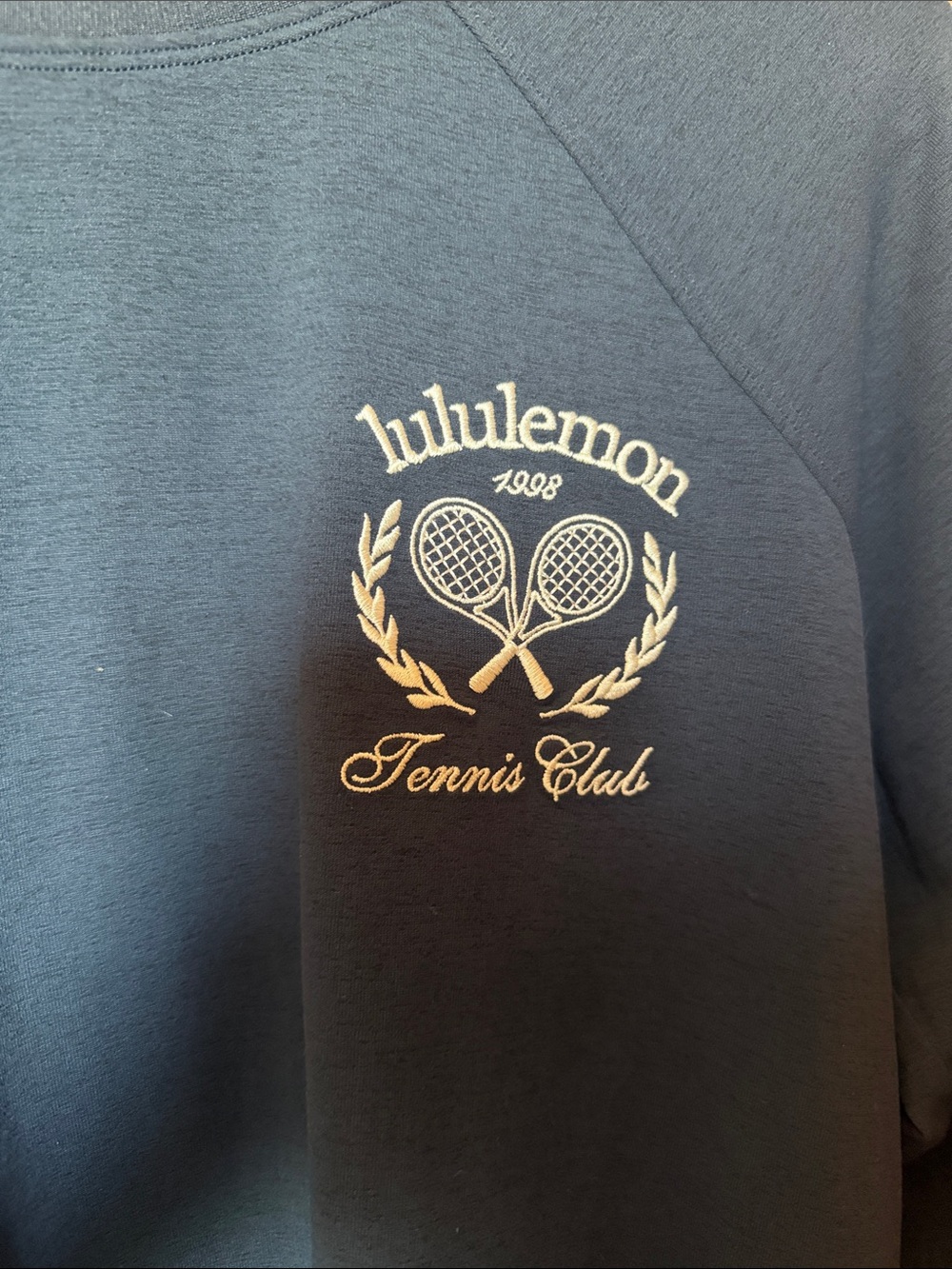 NWOT lululemon athletica Navy Long-Sleeve Tennis Club Logo LONG TEE - Picture 4 of 7